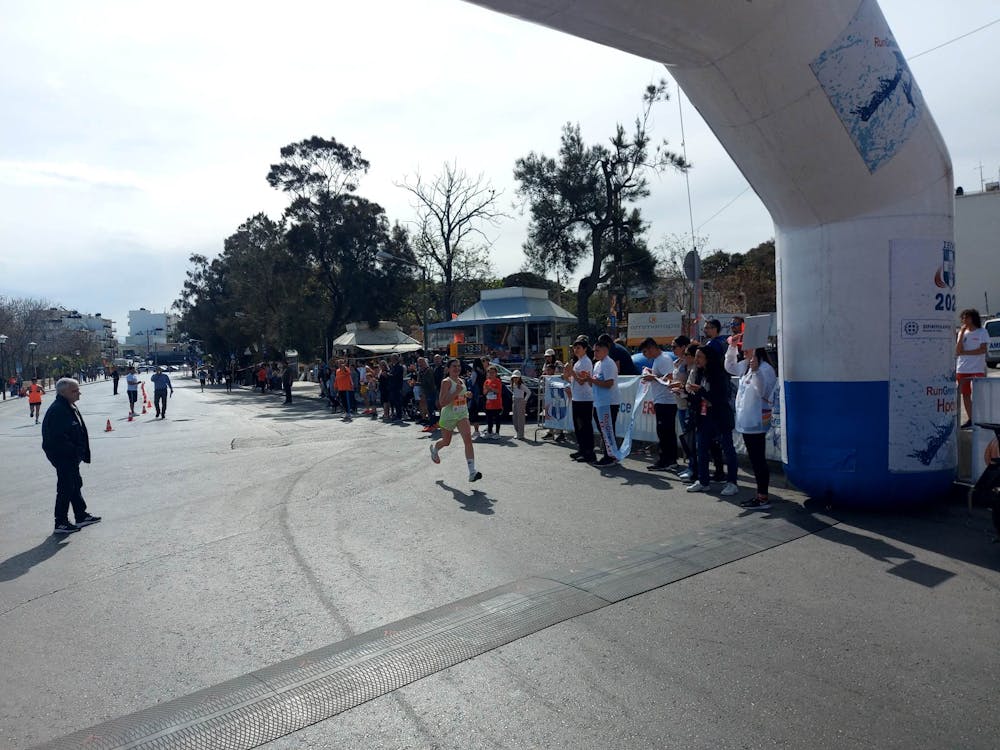 Run Greece Ηράκλειο: Νικητής με ρεκόρ διαδρομής ο Ζερβάκης-Πρώτη στις γυναίκες η Τρούλη (pics) runbeat.gr